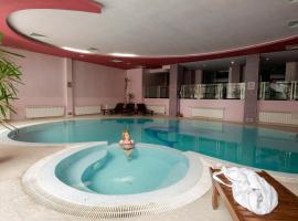 Belmont Ski & Spa Hotel，位于潘波洛沃的酒店