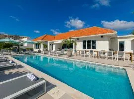 LUX 10BR 10BA Pool Beach Front Villa 28 by Bocobay