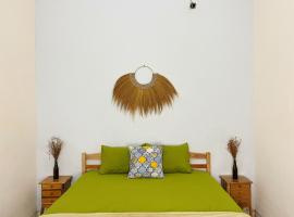 Boho Hideaway，位于Stasiun Tawang的酒店