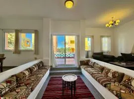 Luxury 4BR Villa Sea View Aldora Resort, Hurghada