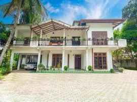 ALP Tourist Guest House