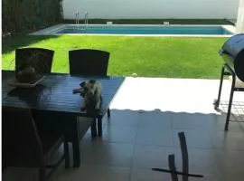 Casa con Alberca para 12 personas en Club de Golf el Cristo