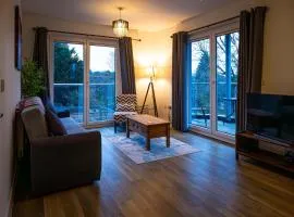 Convenient 2 Bedroom Apartment in Crawley