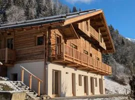 Lodge alpin chaleureux, 4 chambres, 10 pers, parking, terrasse, Arêches-Beaufort - FR-1-342-330