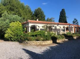 Maison roquefort-des-corbières，位于Roquefort-des-Corbières的酒店