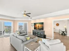 Private 3 bed 3.5 bath condo By the Beach