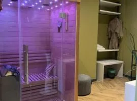 George's Suite&Spa with parking