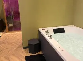 George's Suite&Spa with parking