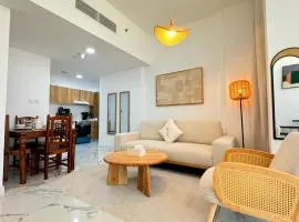 Chic 2BR Oasis Masdar City Escape