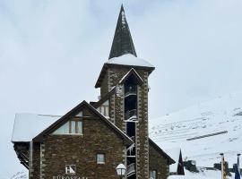 Eurostars La Pleta，位于巴奎伊拉-贝莱特的带热水浴缸的酒店