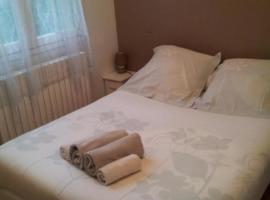 Auberge Bella Riva，位于Creysse的酒店