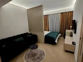 Happy Studio Luxury Cortina North