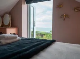 Clifftop Coastal Retreat by Sheppey Stays