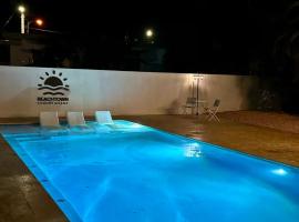 Beachtown Luxury Villas Apt 101，位于阿瓜迪亚的酒店