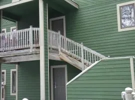 CrossWinds Getaway at Shanty Creek