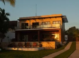 Casa Xchel - Lujo frente a la Bahía piscina jacuzzi y deck
