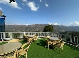 Hilltop Retreat by Kasauli Vista