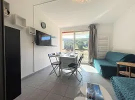 Studio 4 pers à proximité des pistes avec WIFI et parking - FR-1-525-292