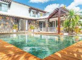 Tropical Bliss Villa - Luxe et Sérénité à Pereybère，位于佩雷贝勒的酒店
