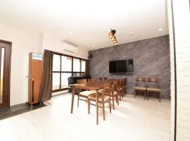 和ノ楓cottage第三 新宿の2階建て4室2シャワー2トイレ