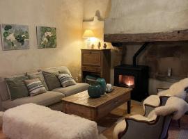 Domaine de La Lipomerie - LA PETITE MAISON，位于Gâprée的酒店