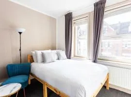Stylish apartments in Ealing - 12 mins to Central London