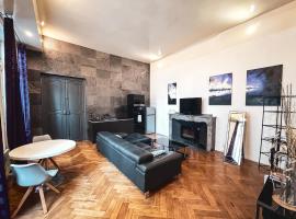 Les 5 Lys，位于卡尔卡松的酒店