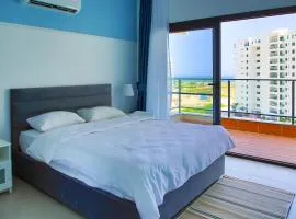 Neron Family Sea View Apartment in Caesar Resort & SPA, Long Beach