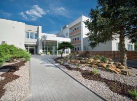 Hotel Kraskov Active Resort，位于Třemošnice的酒店