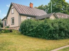 2 Bedroom Gorgeous Home In Virserum