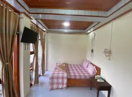 Agriya Lubis 2 room