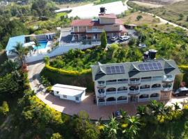 Hotel Villa Isabella Esperanza de Tinjacá Boyacá，位于Tinjacá的酒店