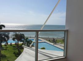 Apartamento de Playa con vista al mar，位于新戈尔戈纳的酒店