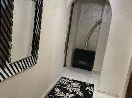 ApartementF3，位于康斯坦丁的酒店