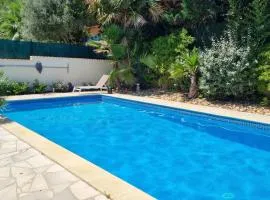 Villa spacieuse a Agde avec piscine et jardin