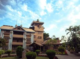 Safari Adventures Lodge，位于索拉哈的酒店