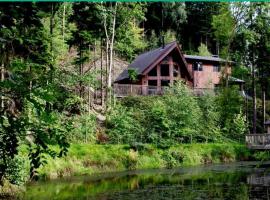 Niagra Lodge 4 bedrooms 2 ensuite，位于兰戈伦的酒店