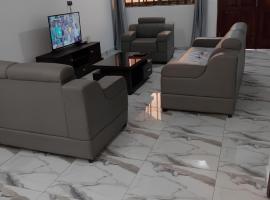 Superbe Appartement COTONOU CENTRE VILLE entre Place de L'étoile Rouge et vedoko，位于科托努的酒店