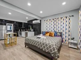 Charming Midtown Studio with Free Parking