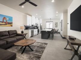 Vizcaya #12 - Moab's Newest Luxury Rental，位于摩押的豪华酒店