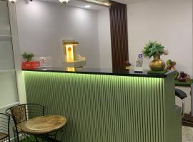 Silver Key Suites，位于那格浦尔的酒店
