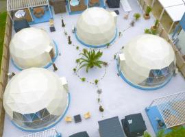 The BONDSビーチSPAリゾートグランピングー千葉御宿ー，位于御宿町的酒店