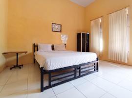 Reddoorz at El Shaday Homestay Banyuwangi，位于外南梦Banyuwangi的酒店