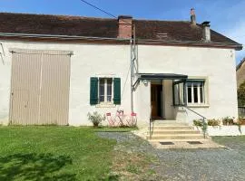 Charmante fermette avec jardin clos et étang privé, idéale pour découvrir le Berry - FR-1-591-622