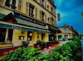 HÔTEL DES 3 MARCHES- Logis Hôtel Restaurant，位于勒韦西内的酒店
