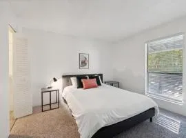 Northcliffe 407 I Fully Furnished 2 Bedroom 2bth