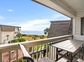 Ocean Forest Villas A307 - Oceanview，位于默特尔比奇的度假屋