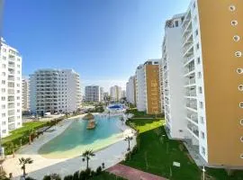 Design Pool View One Bedroom Apartment in Caesar Resort & SPA, Long Beach