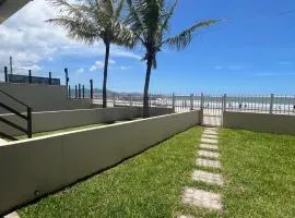 Casa na Praia Frente Mar 02