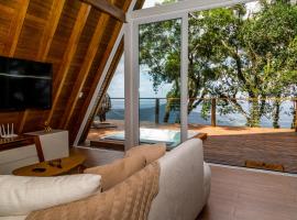 Cabana Araucária ao lado de Gramado，位于伊格雷日尼亚的酒店